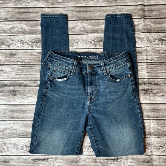 Old Navy Rockstar Skinny Leg Ripped Knee Mid Rise Jeans 4 Regular Stretch Denim - Picture 1 of 11